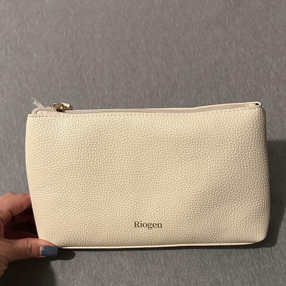 Elegant Cream Shoulder Bag Set - Picture 4 of 6